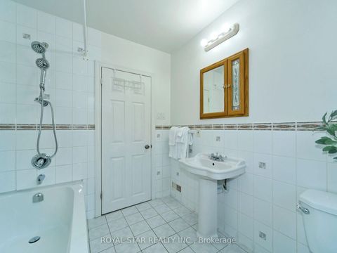 Photo 23 at 25 Diana Drive, CFB, Toronto