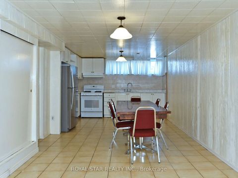 Photo 28 at 25 Diana Drive, CFB, Toronto