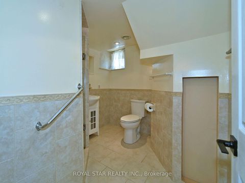 Photo 40 at 25 Diana Drive, CFB, Toronto
