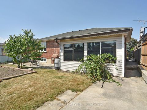 Photo 48 at 25 Diana Drive, CFB, Toronto