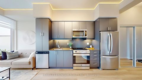 Photo 4 at 1001 - 7895 Jane Street, Concord, Vaughan