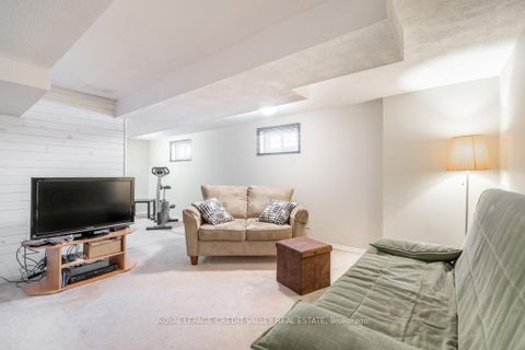 Photo 15 at 535 Taplow Crescent, BR Bronte, Oakville