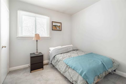 Photo 21 at 535 Taplow Crescent, BR Bronte, Oakville