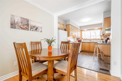 Photo 25 at 535 Taplow Crescent, BR Bronte, Oakville