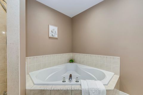Photo 31 at 2182 Oakpoint Road, WT West Oak Trails, Oakville