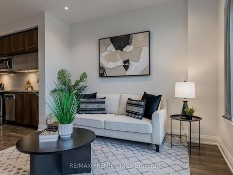 Photo 6 at 119 - 4800 Highway 7 Road, East Woodbridge, Vaughan