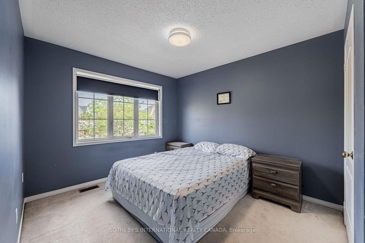Photo 23 at 5930 Bassinger Place, Churchill Meadows, Mississauga