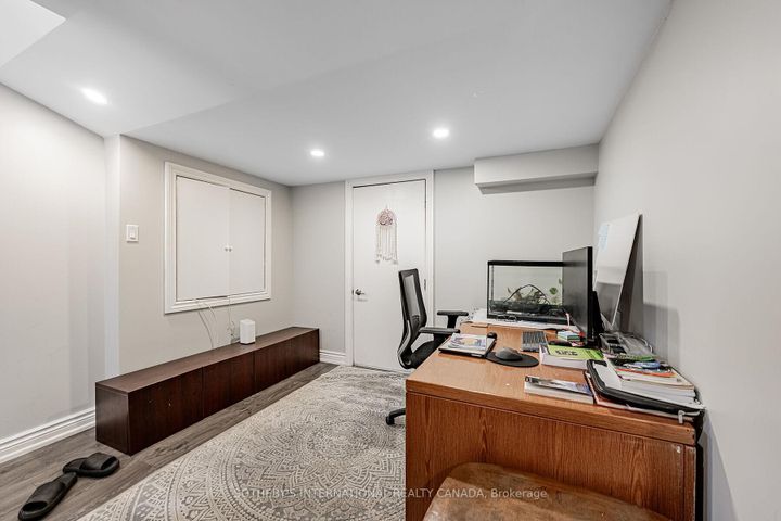 Photo 28 at 5930 Bassinger Place, Churchill Meadows, Mississauga