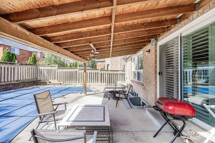 Photo 33 at 5930 Bassinger Place, Churchill Meadows, Mississauga
