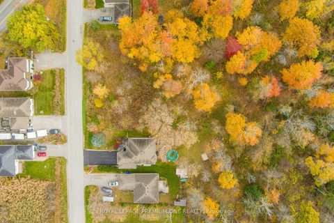 Photo 9 at 909B Willow Street, Lefroy, Innisfil