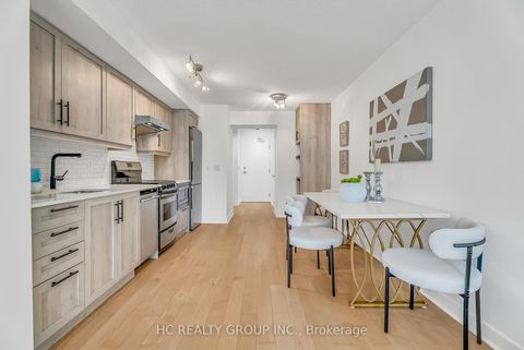 Photo 8 at 322 - 320 Richmond Street E, Moss Park, Toronto