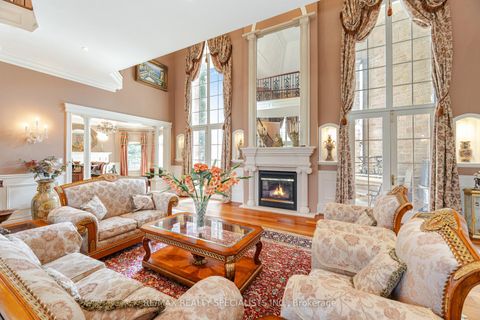 Photo 7 at 23 Maryvale Crescent, South Richvale, Richmond Hill