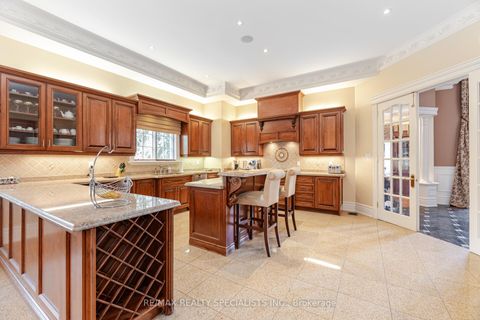 Photo 11 at 23 Maryvale Crescent, South Richvale, Richmond Hill
