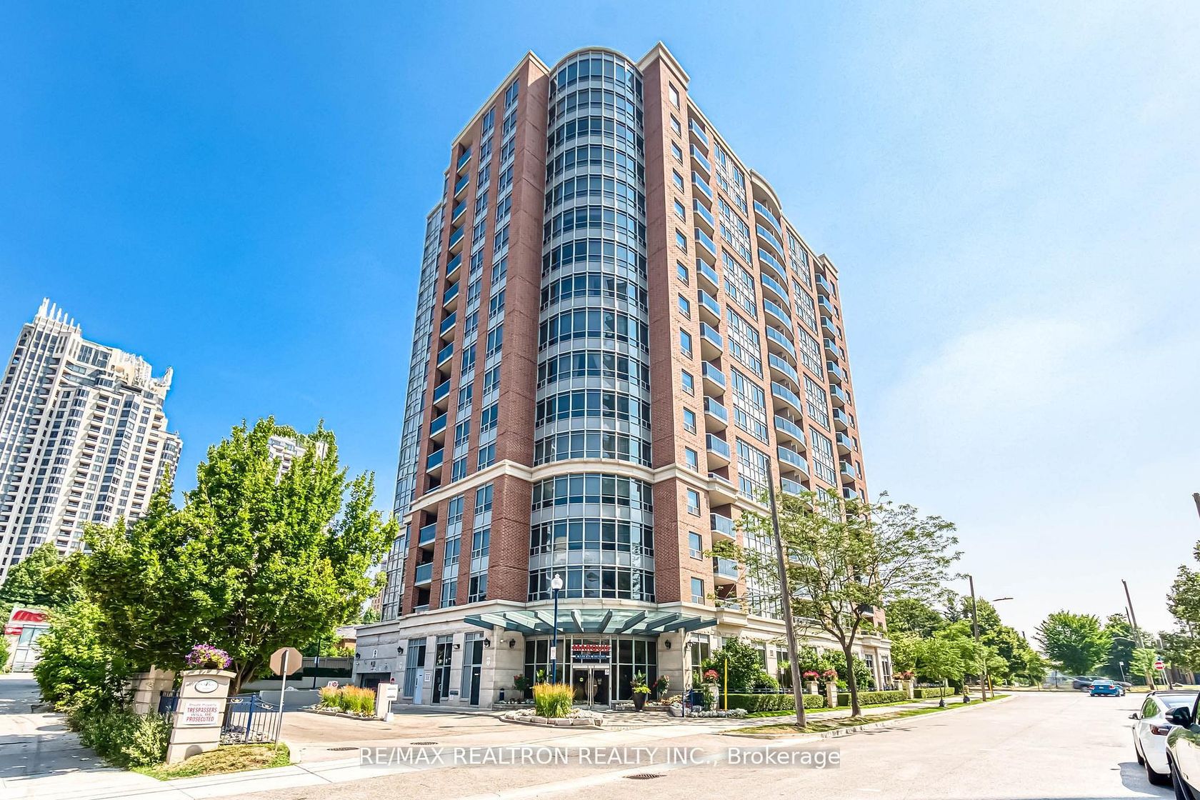 1102 - 8 Mckee Avenue, Willowdale East, Toronto 