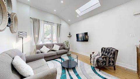Photo 5 at 140 Benleigh Drive, Woburn, Toronto