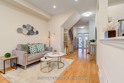 Photo 1 at 36 Port Arthur Crescent, Jefferson, Richmond Hill