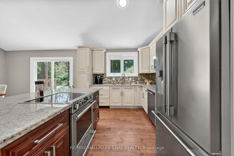 Photo 9 at 135 Big Bay Point Road, Rural Innisfil, Innisfil