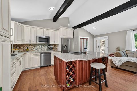 Photo 11 at 135 Big Bay Point Road, Rural Innisfil, Innisfil