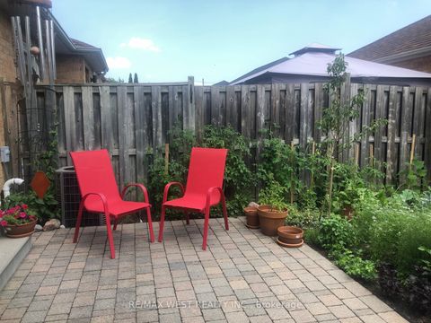 Photo 34 at 125 Colle Melito Way, Sonoma Heights, Vaughan