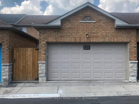 Photo 37 at 125 Colle Melito Way, Sonoma Heights, Vaughan
