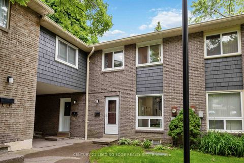 Photo 1 at 18 Rock Fern Way, Don Valley Village, Toronto