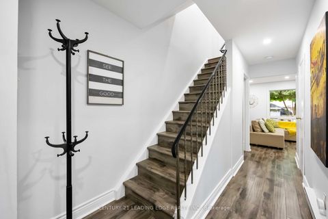 Photo 21 at 18 Rock Fern Way, Don Valley Village, Toronto