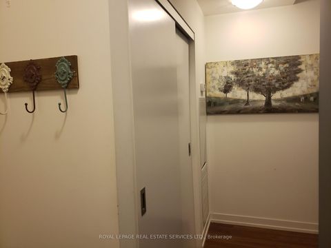 Photo 14 at 520 - 98 Lillian Street, Mount Pleasant West, Toronto
