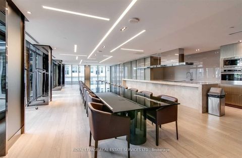 Photo 18 at 520 - 98 Lillian Street, Mount Pleasant West, Toronto