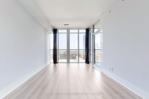 Photo 4 at 1706 - 32 Davenport Road, Annex, Toronto