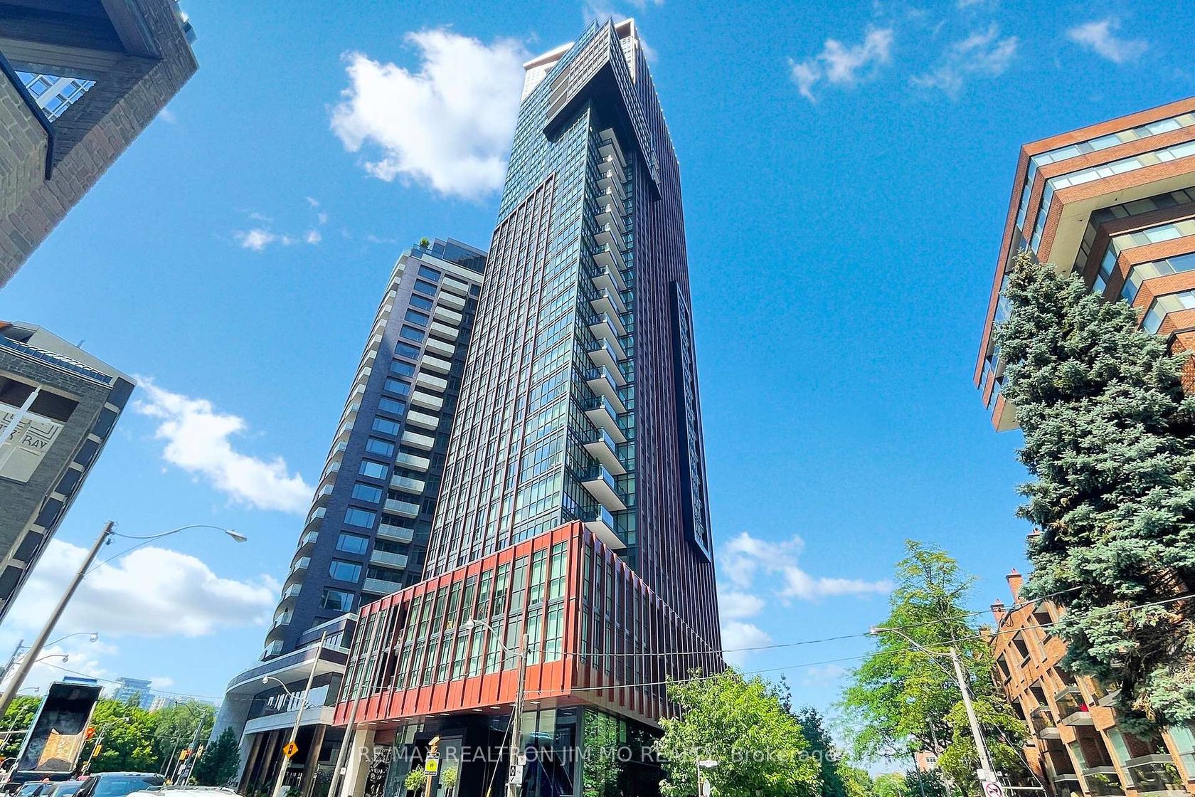 1706 - 32 Davenport Road, Annex, Toronto 
