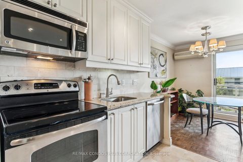Photo 14 at 409 - 71 Jonesville Crescent W, Don Mills, Toronto