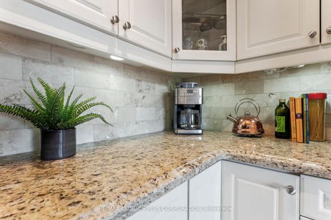 Photo 22 at 409 - 71 Jonesville Crescent W, Don Mills, Toronto