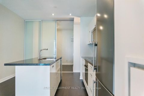 Photo 7 at 607 - 88 Park Lawn Road, Mimico, Toronto