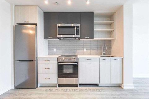 Photo 3 at 502 - 2300 St. Clair Avenue W, Junction Area, Toronto