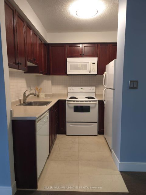 Photo 14 at 709 - 2464 Weston Road, Weston, Toronto