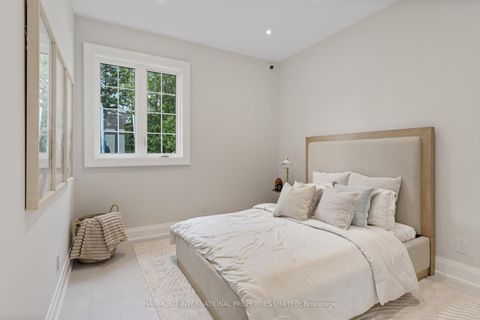 Photo 44 at 34 Humber Valley Crescent, King City, King