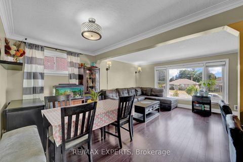 Photo 8 at 50 Datchet Road, CFB, Toronto