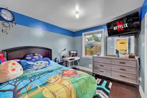 Photo 16 at 50 Datchet Road, CFB, Toronto
