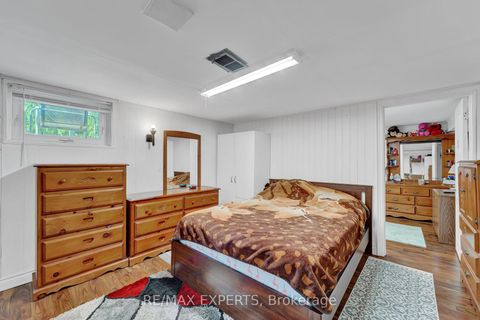 Photo 20 at 50 Datchet Road, CFB, Toronto