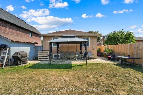 Photo 33 at 50 Datchet Road, CFB, Toronto