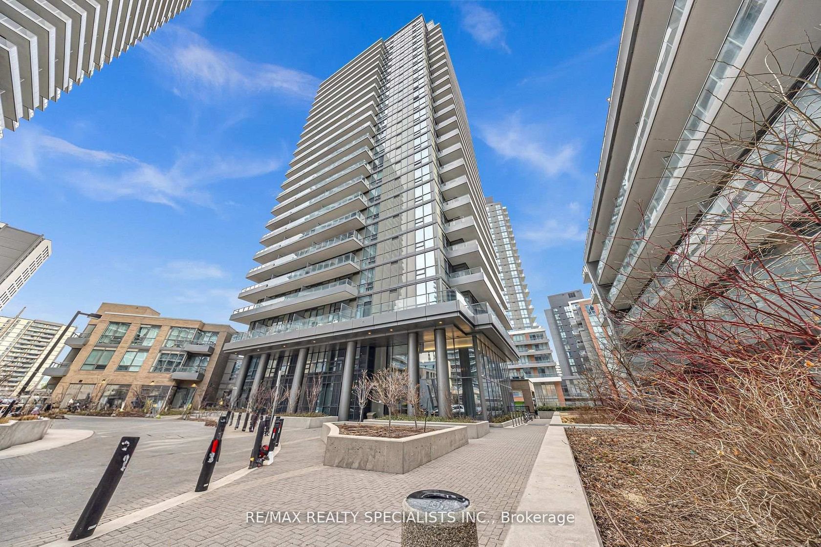 1607 - 50 FOREST MANOR Road, Henry Farm, Toronto 
