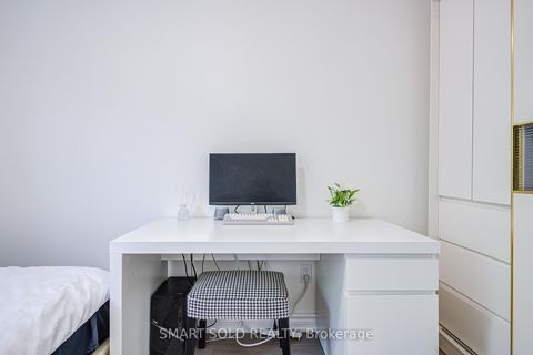 Photo 26 at 81 Rakewood Crescent, L'Amoreaux, Toronto