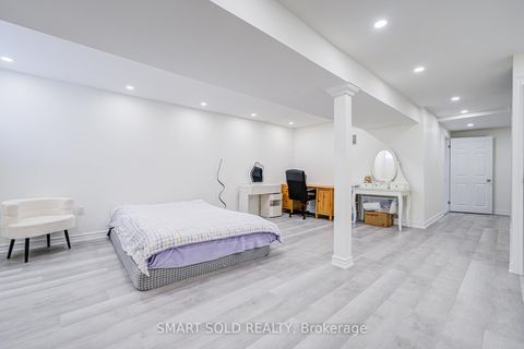 Photo 44 at 81 Rakewood Crescent, L'Amoreaux, Toronto