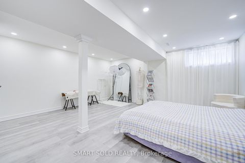Photo 46 at 81 Rakewood Crescent, L'Amoreaux, Toronto