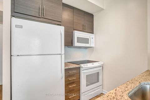 Photo 9 at 905 - 70 Forest Manor Road, Henry Farm, Toronto