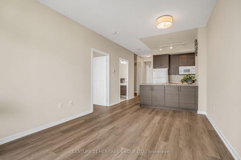 Photo 11 at 905 - 70 Forest Manor Road, Henry Farm, Toronto