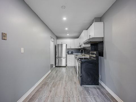Photo 4 at 306 - 4062 Lawrence Avenue, West Hill, Toronto