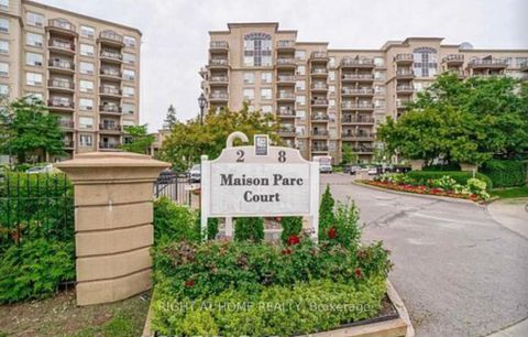 Photo 2 at 118 - 8 Maison Parc Court, Lakeview Estates, Vaughan Photo 2 at 118 - 8 Maison Parc Court, Lakeview Estates, Vaughan