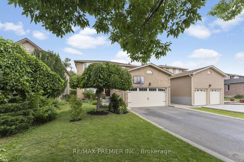 Photo 1 at 127 O'Connor Crescent, North Richvale, Richmond Hill