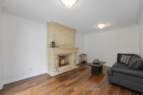 Photo 14 at 127 O'Connor Crescent, North Richvale, Richmond Hill